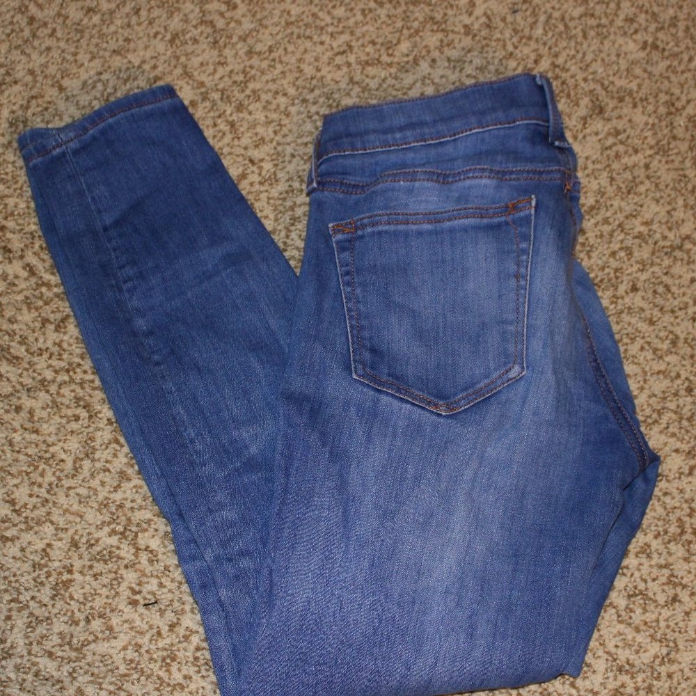 GAP 1969 Legging Jean